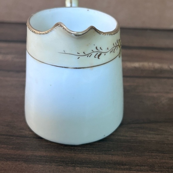 Vintage Hand Painted Nippon Sugar Bowl with Lid and Creamer Pitcher - Picture 10 of 11